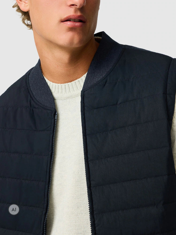 Rodd & Gunn Woodside Vest-Navy