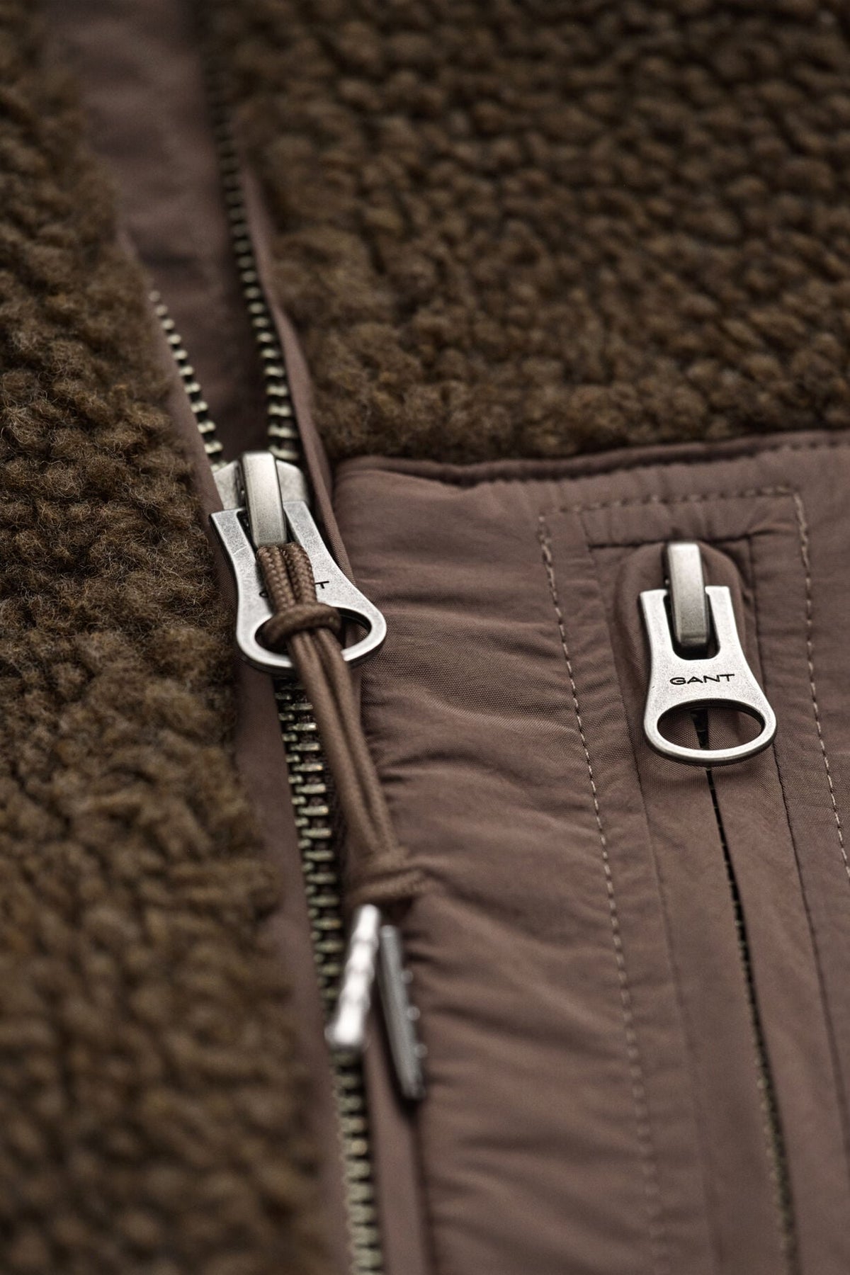 GANT Reg Fit Fleece Jacket-Shadow Brown