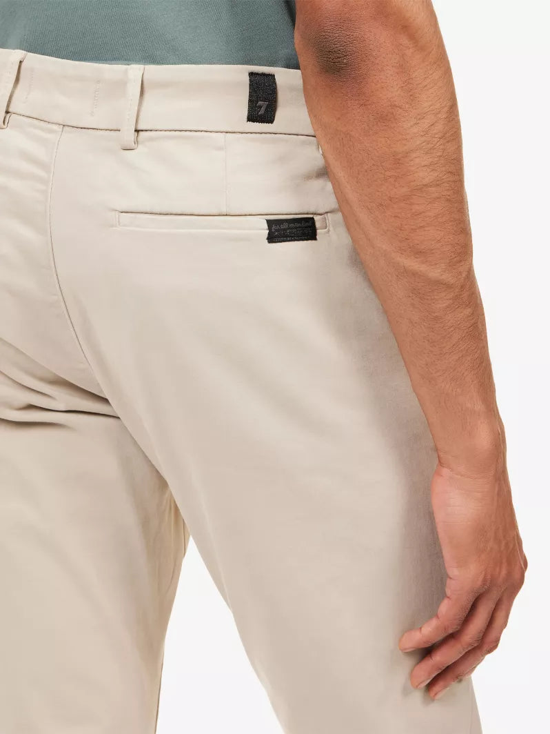 7 For All Mankind Luxe Performance Slimmy Stretch Sateen Oat Chino