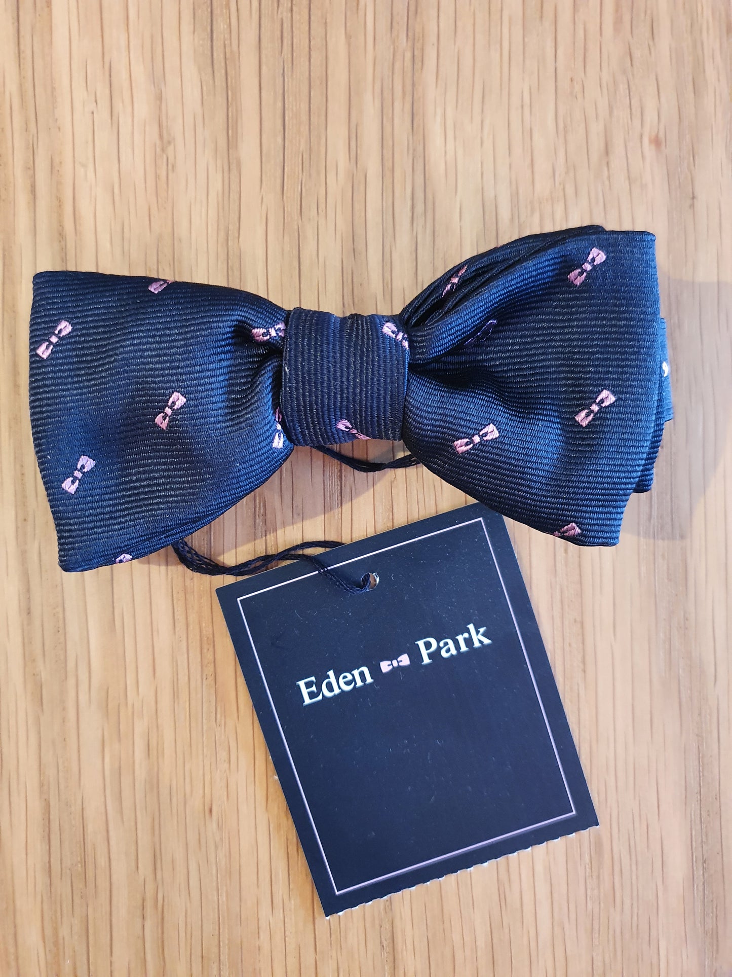 Eden Park Navy/Pink Silk Bow Tie